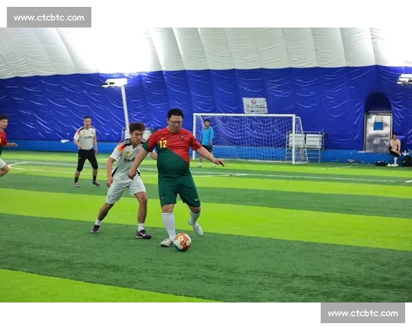 《探索全球体育新趋势 聚焦热门赛事与运动员精彩瞬间》